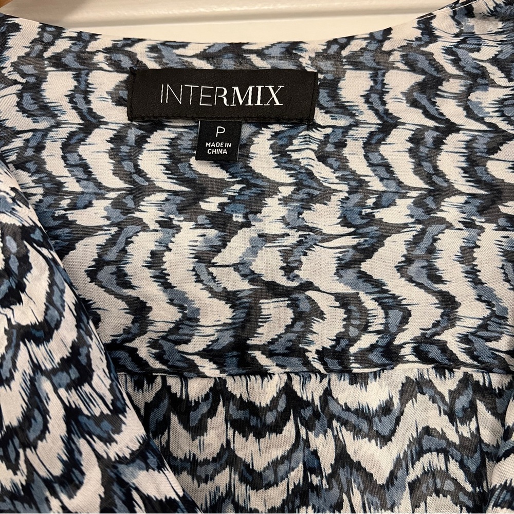 Intermix blouse - Picture 4 of 5